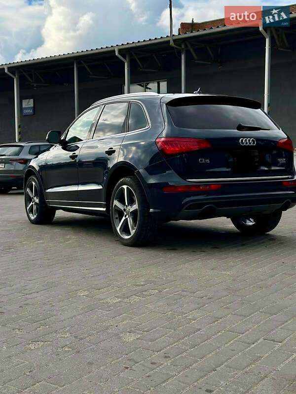 Внедорожник / Кроссовер Audi Q5 2016 в Софиевской Борщаговке