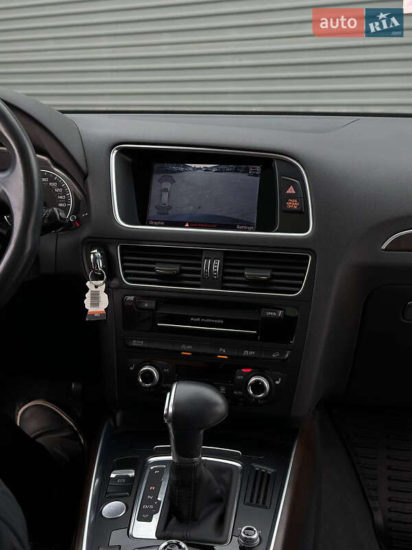 Внедорожник / Кроссовер Audi Q5 2016 в Софиевской Борщаговке