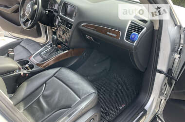 Внедорожник / Кроссовер Audi Q5 2012 в Новояворовске