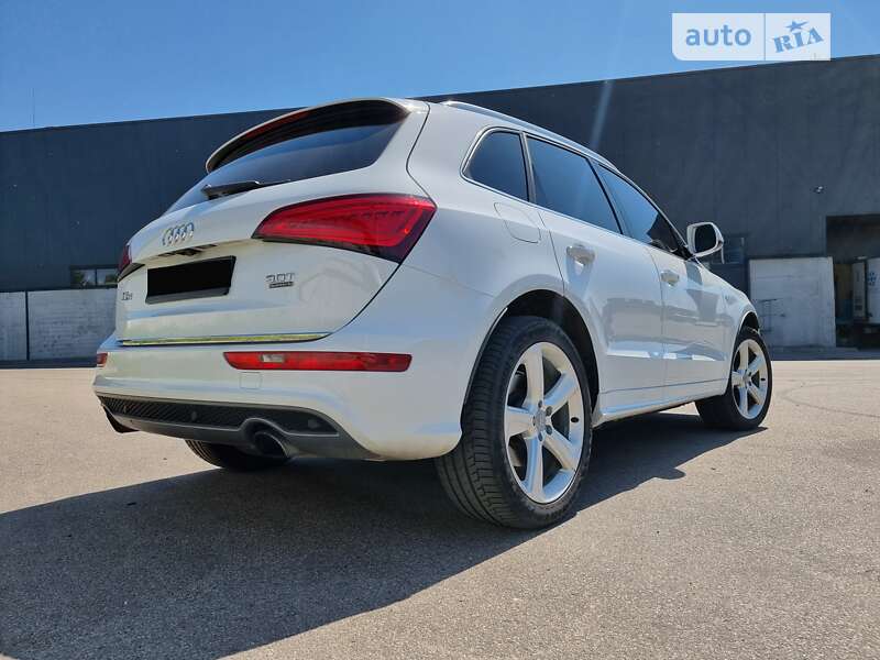 Внедорожник / Кроссовер Audi Q5 2015 в Киеве