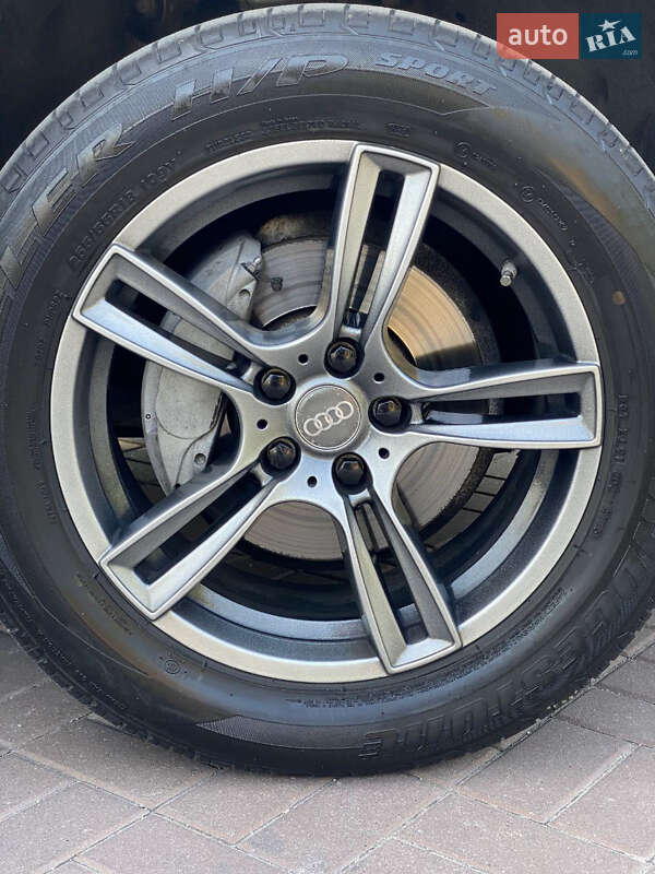 Внедорожник / Кроссовер Audi Q5 2015 в Днепре