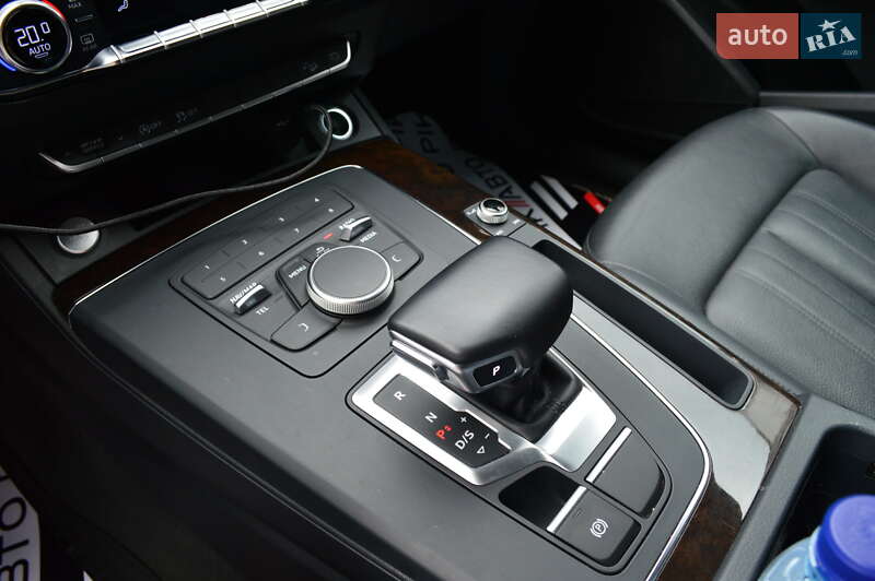 Позашляховик / Кросовер Audi Q5 2019 в Львові