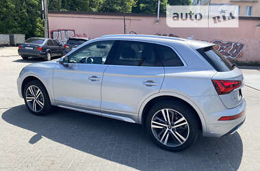 Внедорожник / Кроссовер Audi Q5 2020 в Хмельницком