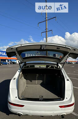Внедорожник / Кроссовер Audi Q5 2011 в 