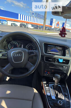Внедорожник / Кроссовер Audi Q5 2011 в 