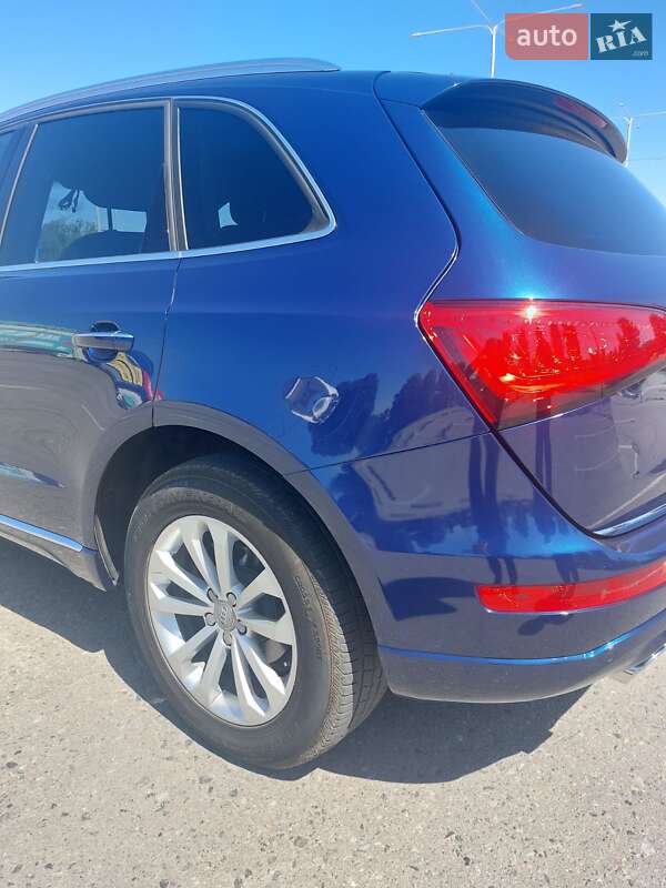 Внедорожник / Кроссовер Audi Q5 2015 в Днепре