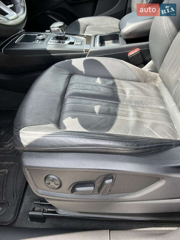 Позашляховик / Кросовер Audi Q5 2017 в Гусятині фото 57 Позашляховик / Кросовер Audi Q5 2017 в Гусятині