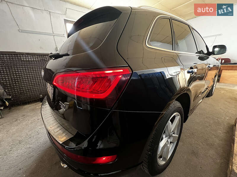 Внедорожник / Кроссовер Audi Q5 2011 в Шполе