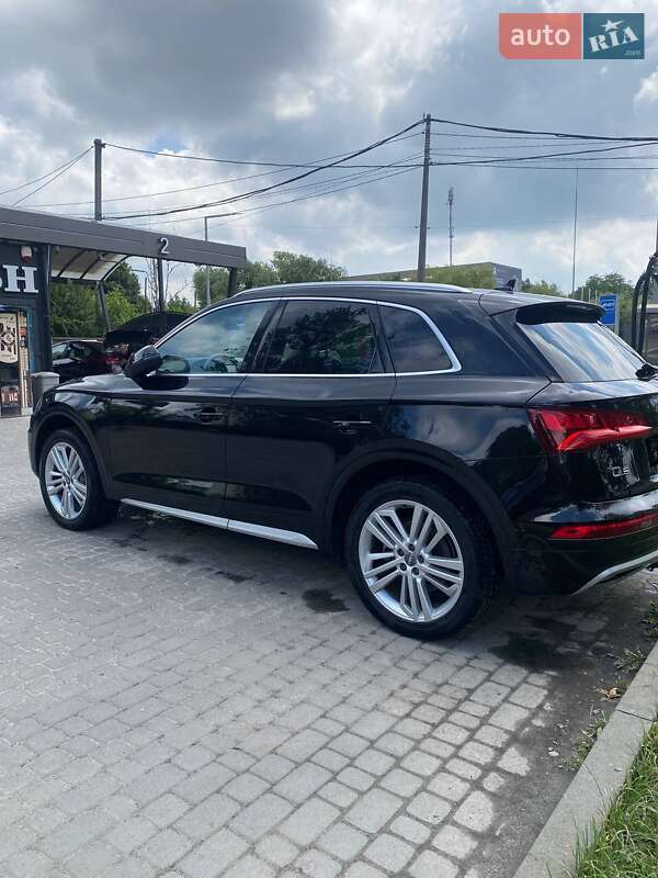 Внедорожник / Кроссовер Audi Q5 2018 в Львове