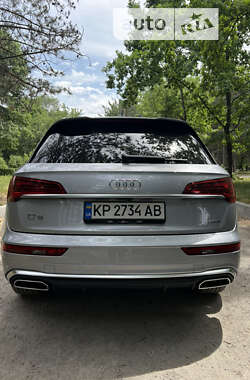 Внедорожник / Кроссовер Audi Q5 2022 в 