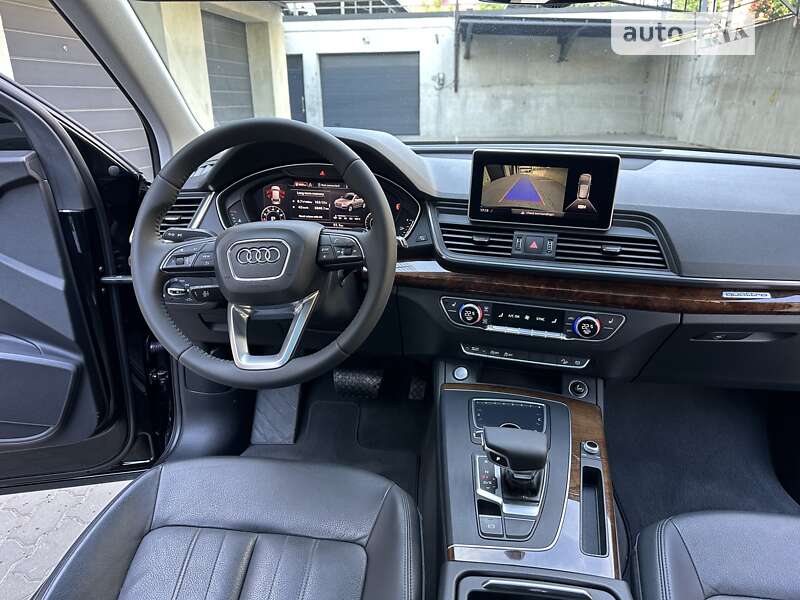 Позашляховик / Кросовер Audi Q5 2017 в Дрогобичі