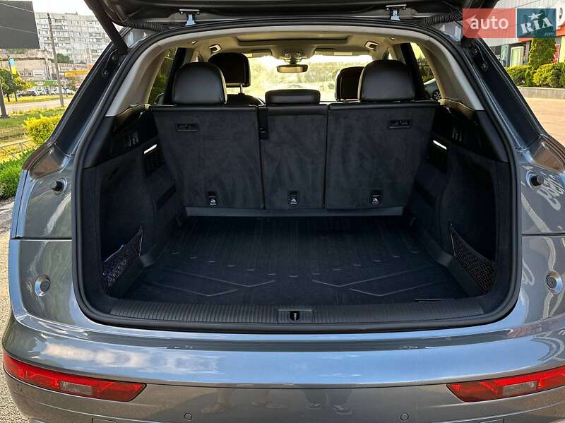 Позашляховик / Кросовер Audi Q5 2017 в Харкові