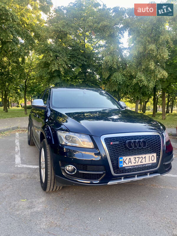 Внедорожник / Кроссовер Audi Q5 2011 в Киеве