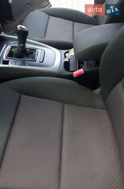 Внедорожник / Кроссовер Audi Q5 2011 в 