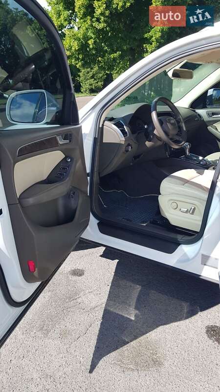 Внедорожник / Кроссовер Audi Q5 2014 в Владимире