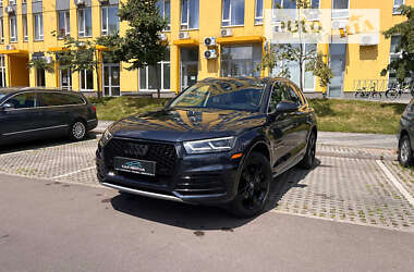 Позашляховик / Кросовер Audi Q5 2017 в Києві