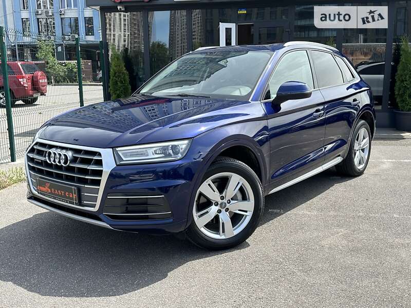 Позашляховик / Кросовер Audi Q5 2017 в Києві