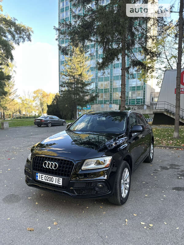 Позашляховик / Кросовер Audi Q5 2016 в Чернівцях