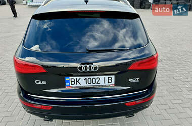 Внедорожник / Кроссовер Audi Q5 2015 в 