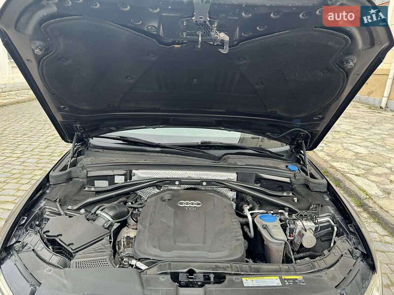 Внедорожник / Кроссовер Audi Q5 2016 в Каменец-Подольском