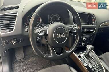 Позашляховик / Кросовер Audi Q5 2016 в 