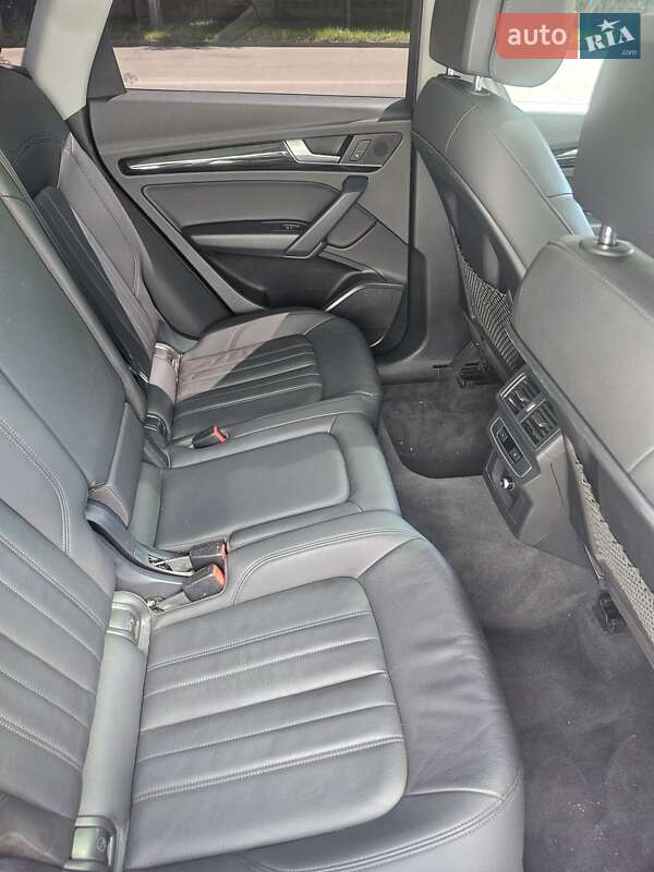 Внедорожник / Кроссовер Audi Q5 2019 в Виннице