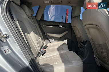 Внедорожник / Кроссовер Audi Q5 2010 в 