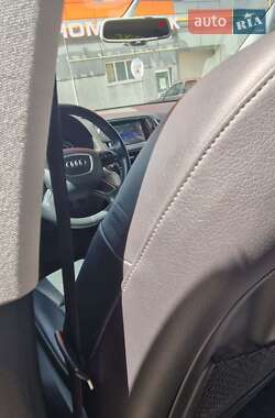 Внедорожник / Кроссовер Audi Q5 2016 в 