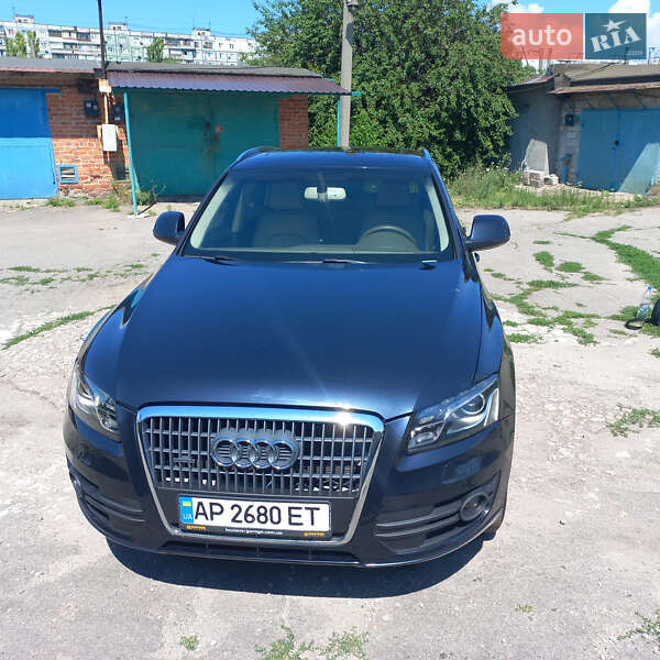 Внедорожник / Кроссовер Audi Q5 2011 в Запорожье