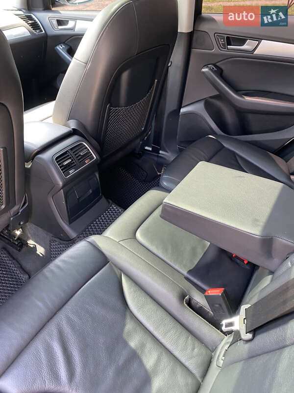 Внедорожник / Кроссовер Audi Q5 2016 в Киеве