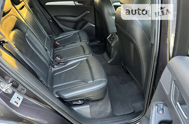 Внедорожник / Кроссовер Audi Q5 2011 в 