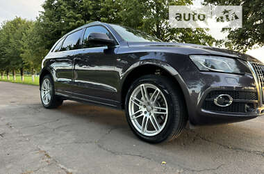 Внедорожник / Кроссовер Audi Q5 2011 в 