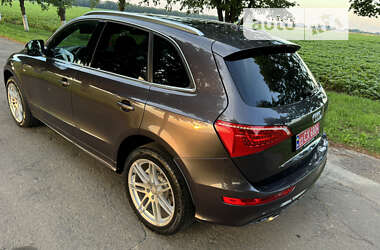 Внедорожник / Кроссовер Audi Q5 2011 в 