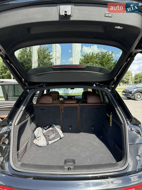 Внедорожник / Кроссовер Audi Q5 2018 в Харькове