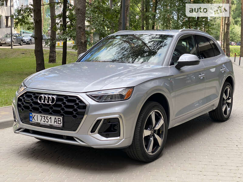 Позашляховик / Кросовер Audi Q5 2022 в Києві