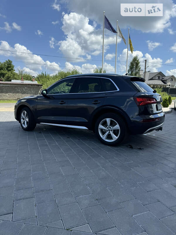 Внедорожник / Кроссовер Audi Q5 2017 в Трускавце