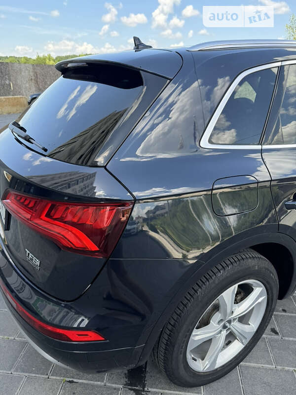 Внедорожник / Кроссовер Audi Q5 2017 в Трускавце