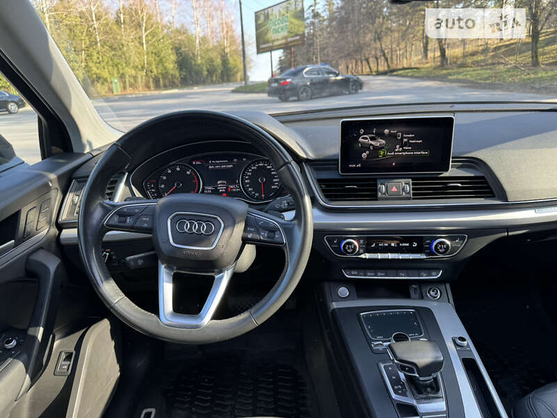 Внедорожник / Кроссовер Audi Q5 2017 в Трускавце