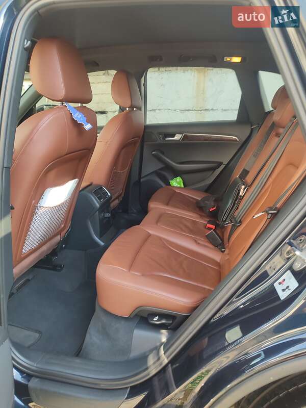 Внедорожник / Кроссовер Audi Q5 2010 в Ужгороде фото 7 Внедорожник / Кроссовер Audi Q5 2010 в Ужгороде