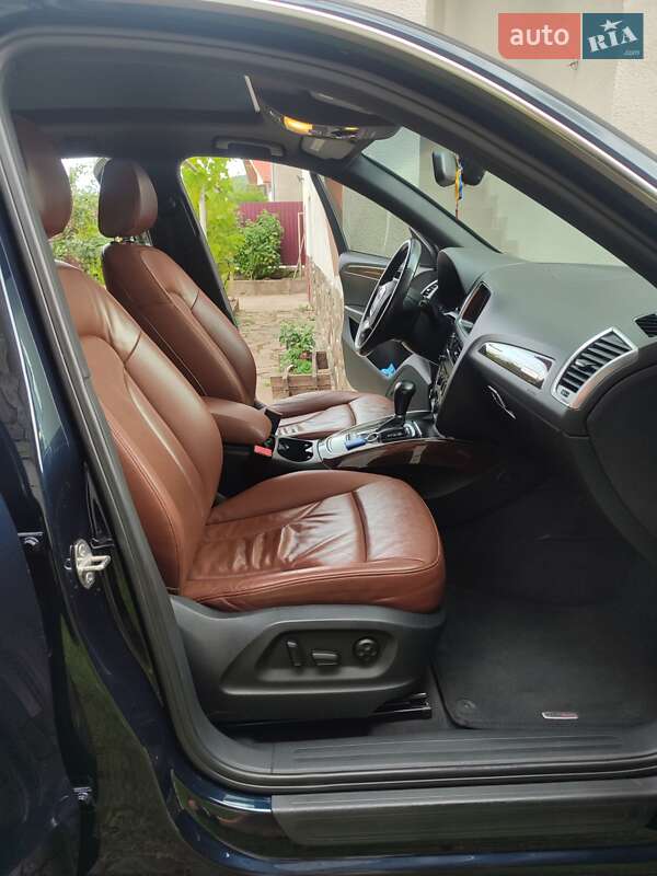 Внедорожник / Кроссовер Audi Q5 2010 в Ужгороде фото 32 Внедорожник / Кроссовер Audi Q5 2010 в Ужгороде