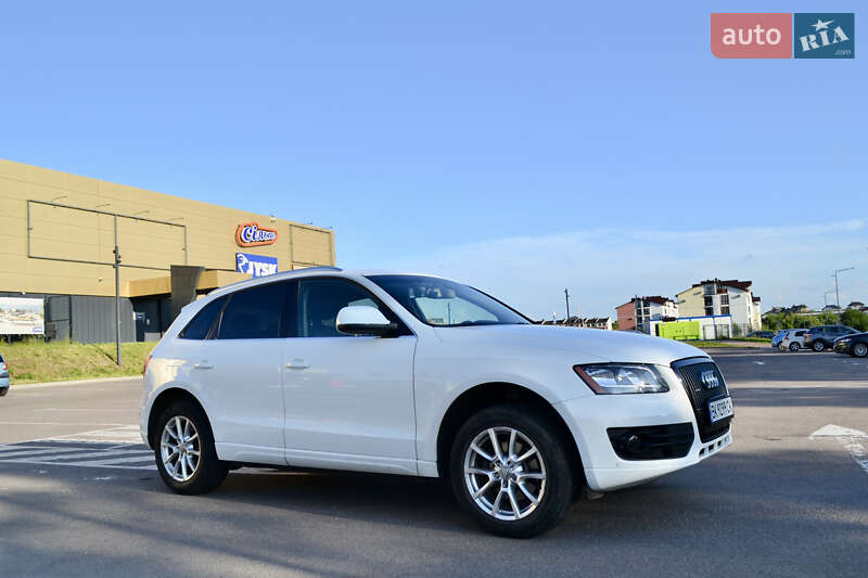 Внедорожник / Кроссовер Audi Q5 2011 в Ровно