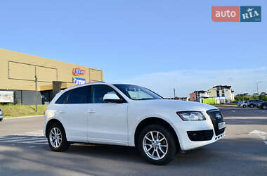 Внедорожник / Кроссовер Audi Q5 2011 в 
