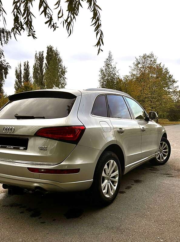 Внедорожник / Кроссовер Audi Q5 2015 в Ровно