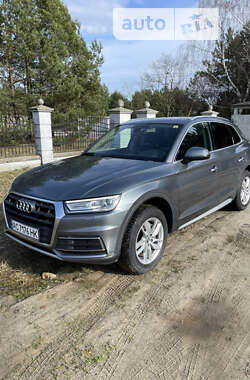 Внедорожник / Кроссовер Audi Q5 2020 в Днепре