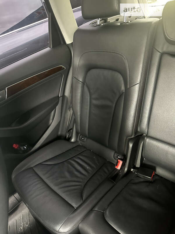 Внедорожник / Кроссовер Audi Q5 2015 в Киеве