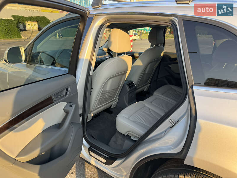 Позашляховик / Кросовер Audi Q5 2013 в Харкові