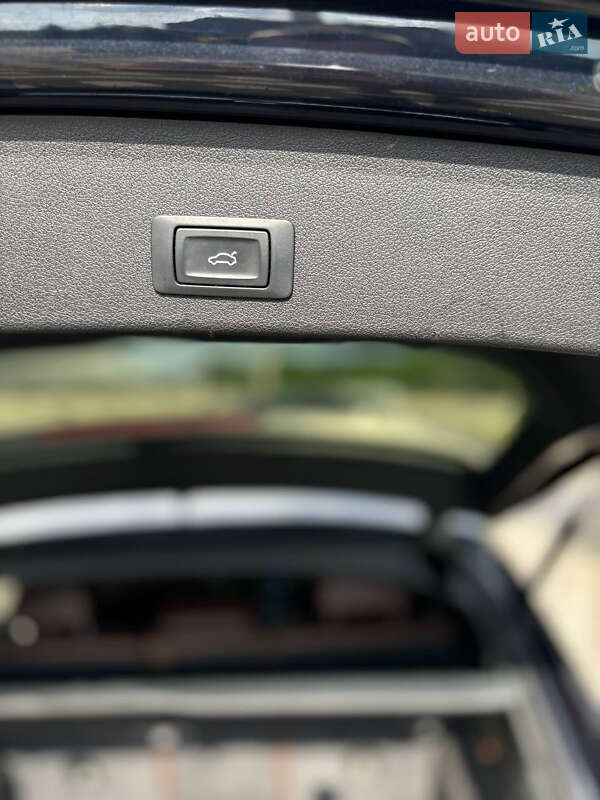 Внедорожник / Кроссовер Audi Q5 2015 в Стрые