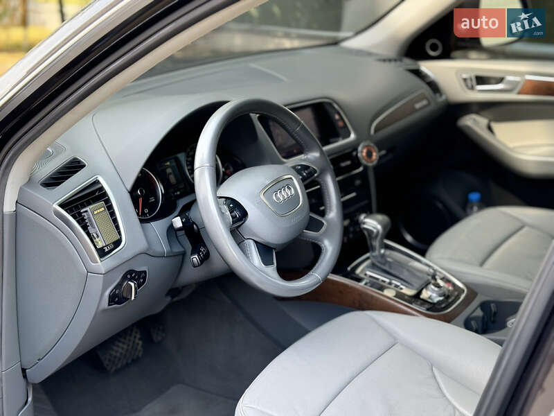 Внедорожник / Кроссовер Audi Q5 2013 в Владимире