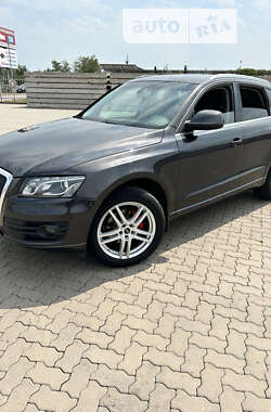 Позашляховик / Кросовер Audi Q5 2010 в Сарнах