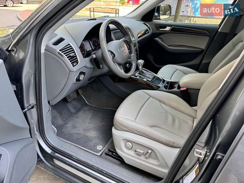 Внедорожник / Кроссовер Audi Q5 2014 в Ивано-Франковске